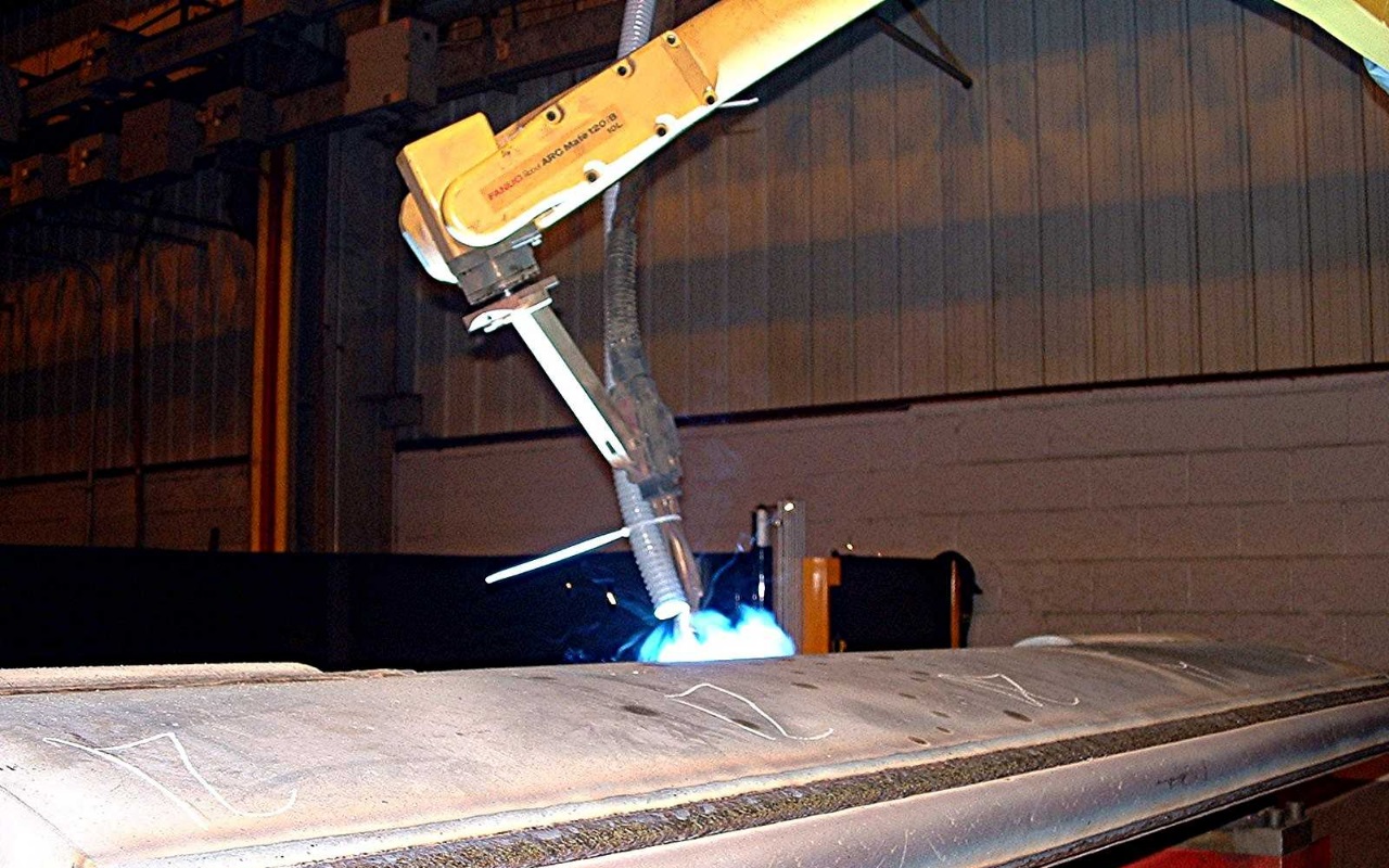 4 Ways to Extract Welding Fumes for Welding Robots
